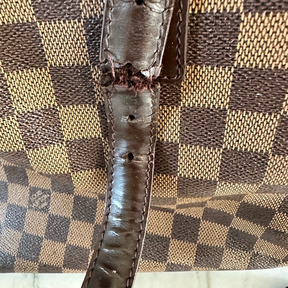 Louis Vuitton Chelsea crafted in Damier Ebene check coated canvas - Picture 7 of 12